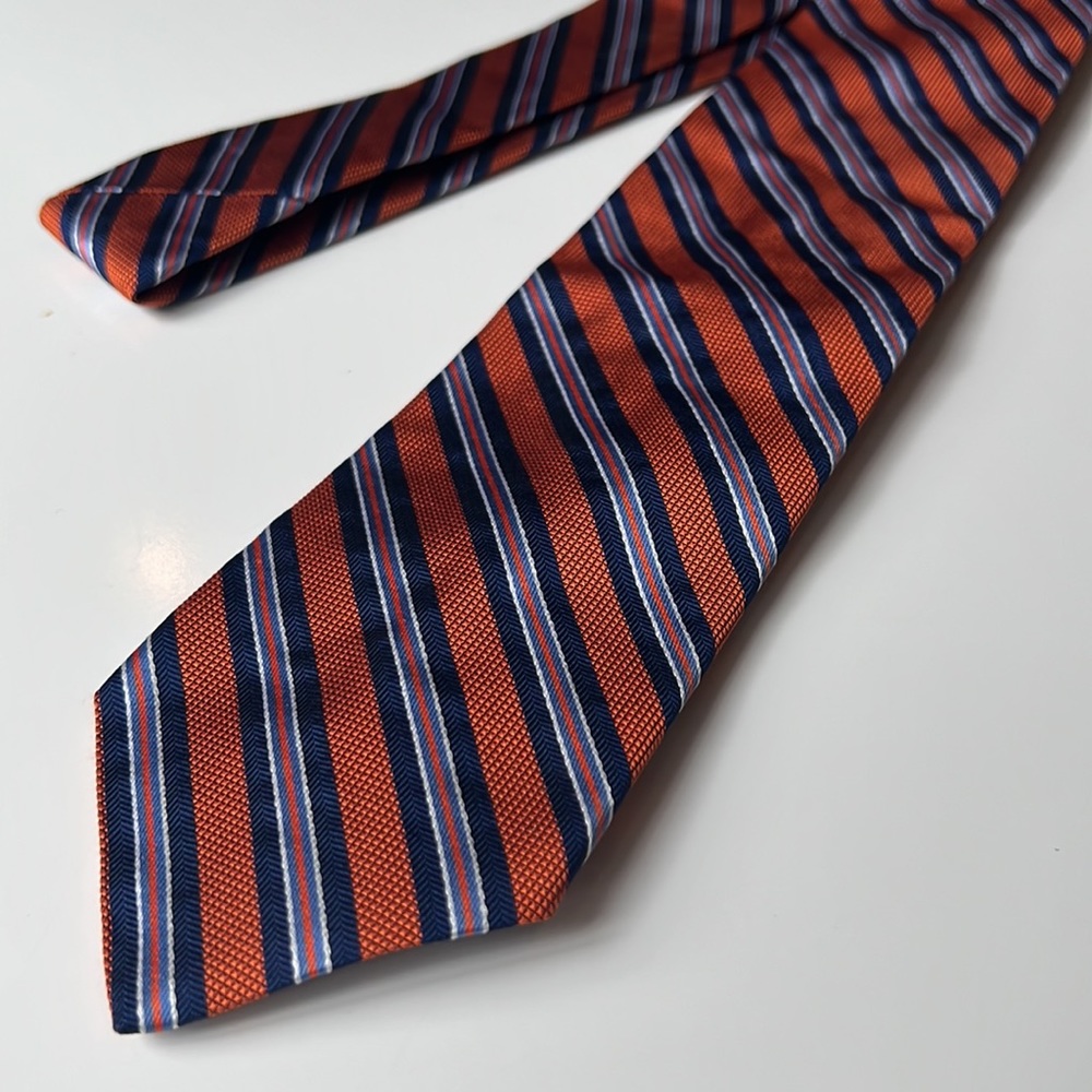 Brooks Brothers tie
